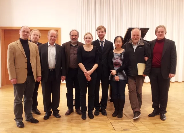 de gauche à droite : Thomas Hell, Thomas Hummel, Wolfgang Manz, Siegfried Mauser, Kathrin Isabelle Klein, Patrik Hévr, Yukyeong Ji, András Hamary, Markus Bellheim