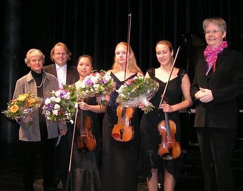 v.l.: Inken Hummel, Thomas Hummel, So-Young Kim, Mariel Müller-Brincken, Michaela Georgi, Prof. Silke Thora Matthies