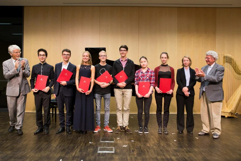 From left to right: Prof. R. v. Gutzeit, M. Lipstein, F. Helbich, L. Schmidt, J.E. Prée, J. Hanke, N. Link, A. Schubert, M. Muschalla, G. Rosengarten     