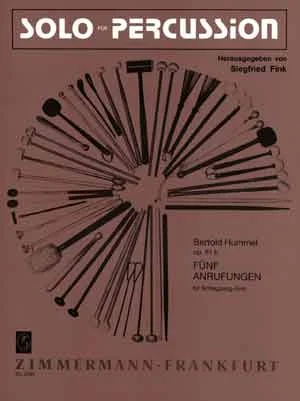 Rosa-braunes Notenheft-Cover mit kreisförmig angeordneten Schlägeln, Titel „Solo for Percussion, herausgegeben von Siegfried Fink, Bertold Hummel, op. 81b, Fünf Anrufungen für Schlagzeug-solo“, Zimmermann Frankfurt