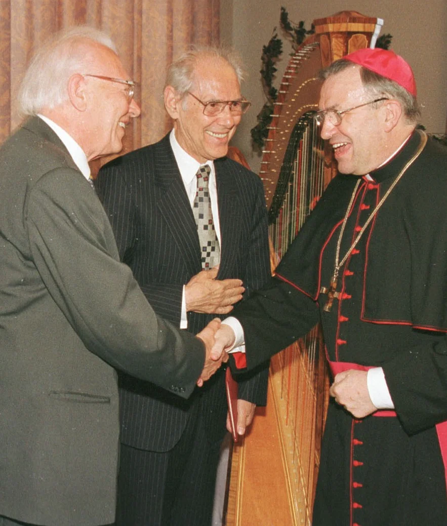 Cardinal Lehmann presents Bertold Hummel and Petr Eben with the German Catholics’ Art and Culture Prize